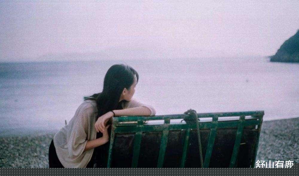 遇到小人一定要远离挑拨离间,遇到对你好的人千万别去伤害