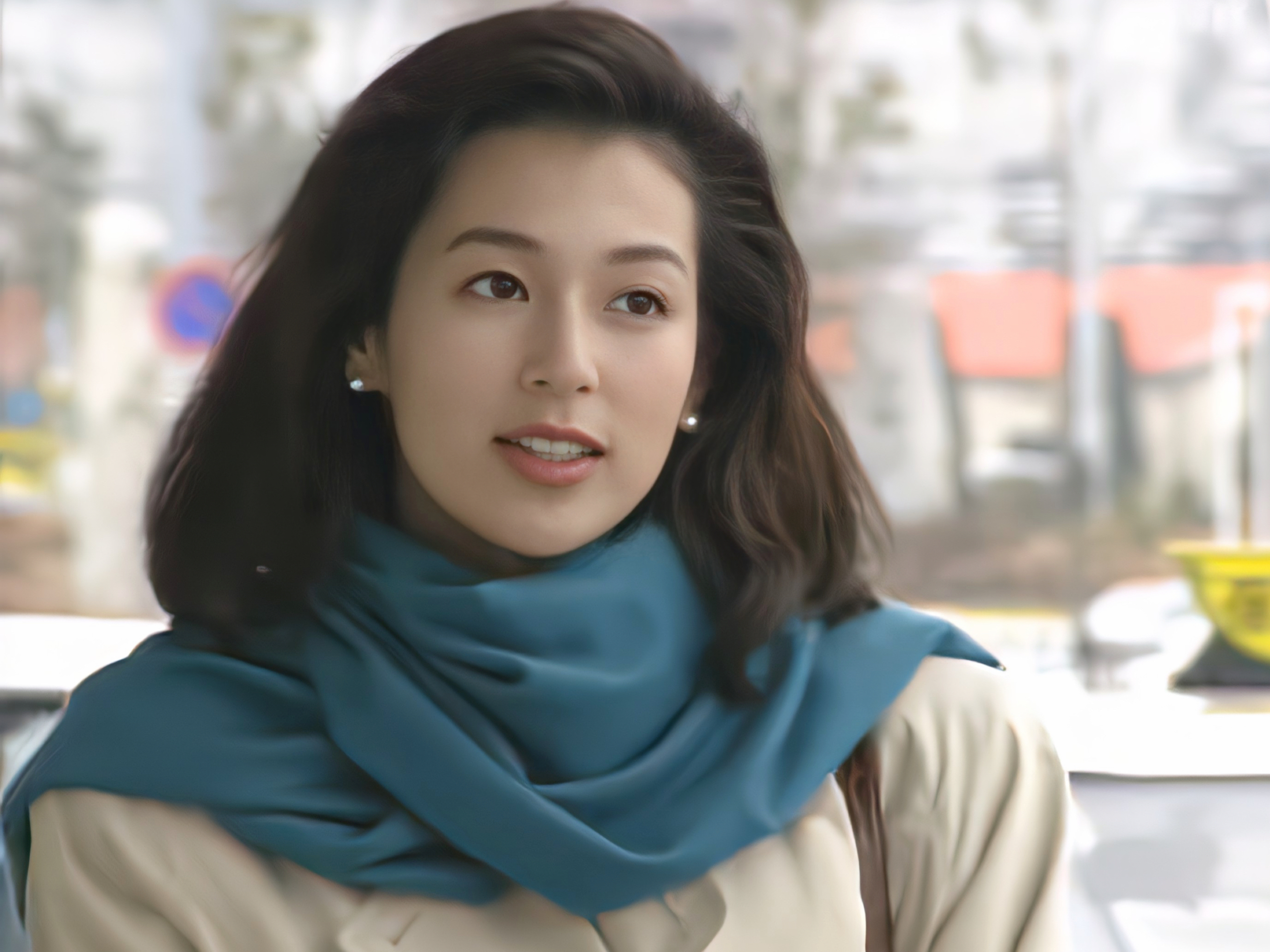 东京爱情故事莉香穿的风衣,东京爱情故事莉香风衣