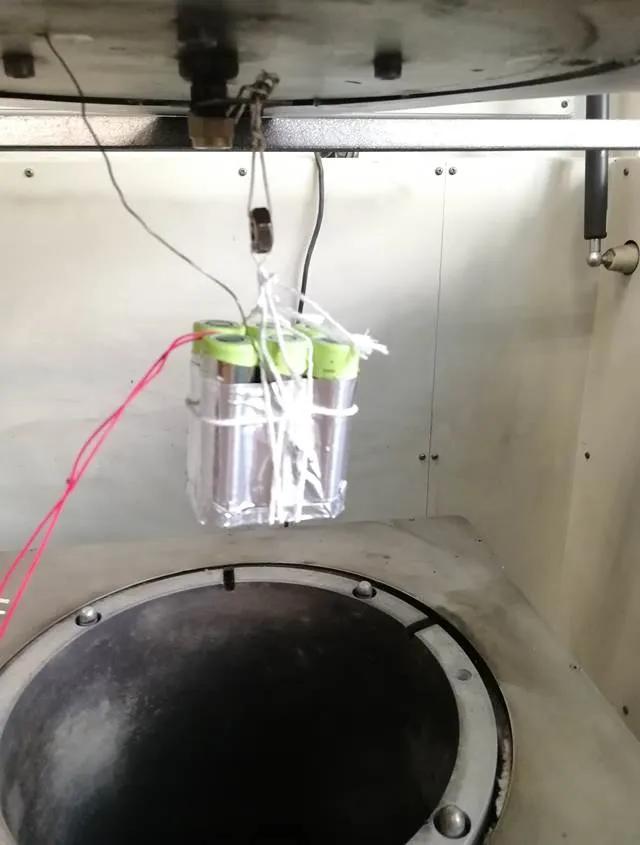 锂离子电池充放电基本过程与温度,锂离子深度充放电