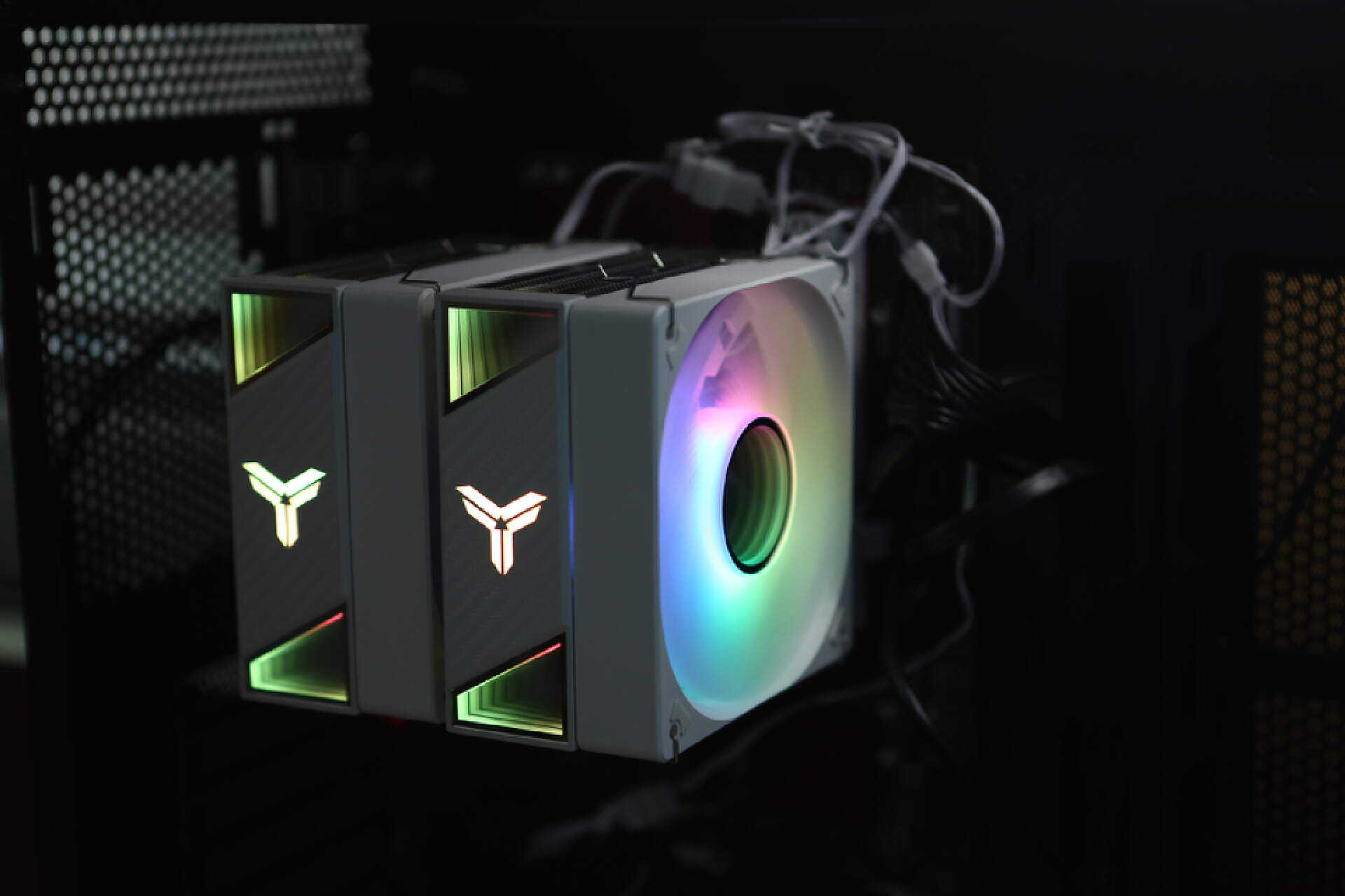 乔思伯cr1000evoargb散热器性能如何,风冷散热器能压13代cpu吗