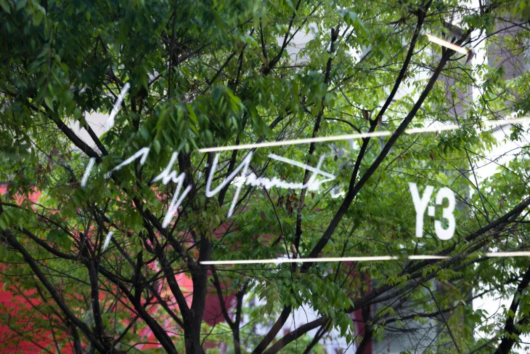 万社设计靠谱吗,首尔adidas旗舰店