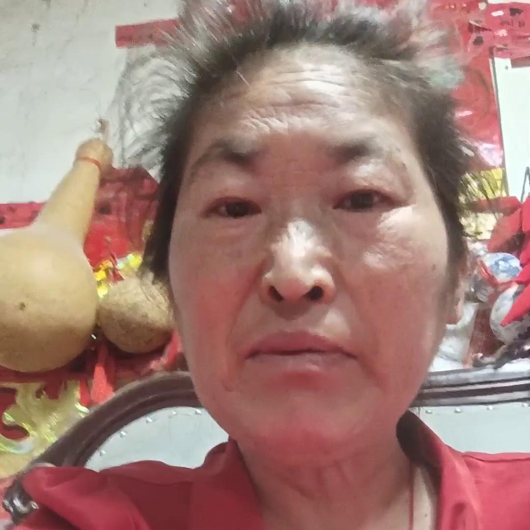 家庭琐事需要两人承担，女人不超市家务照样可以出去挣钱