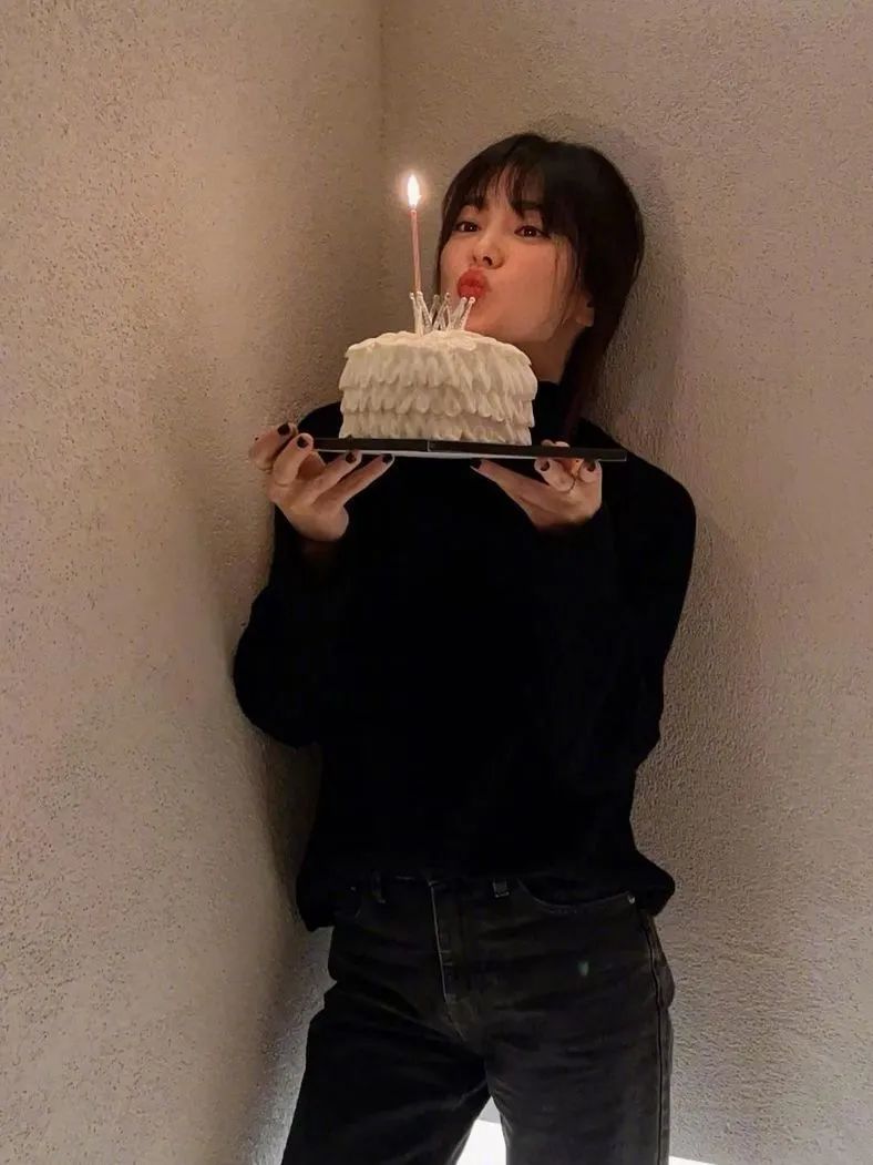 2023年最流行的是什么刘海,2020年最显脸小的刘海