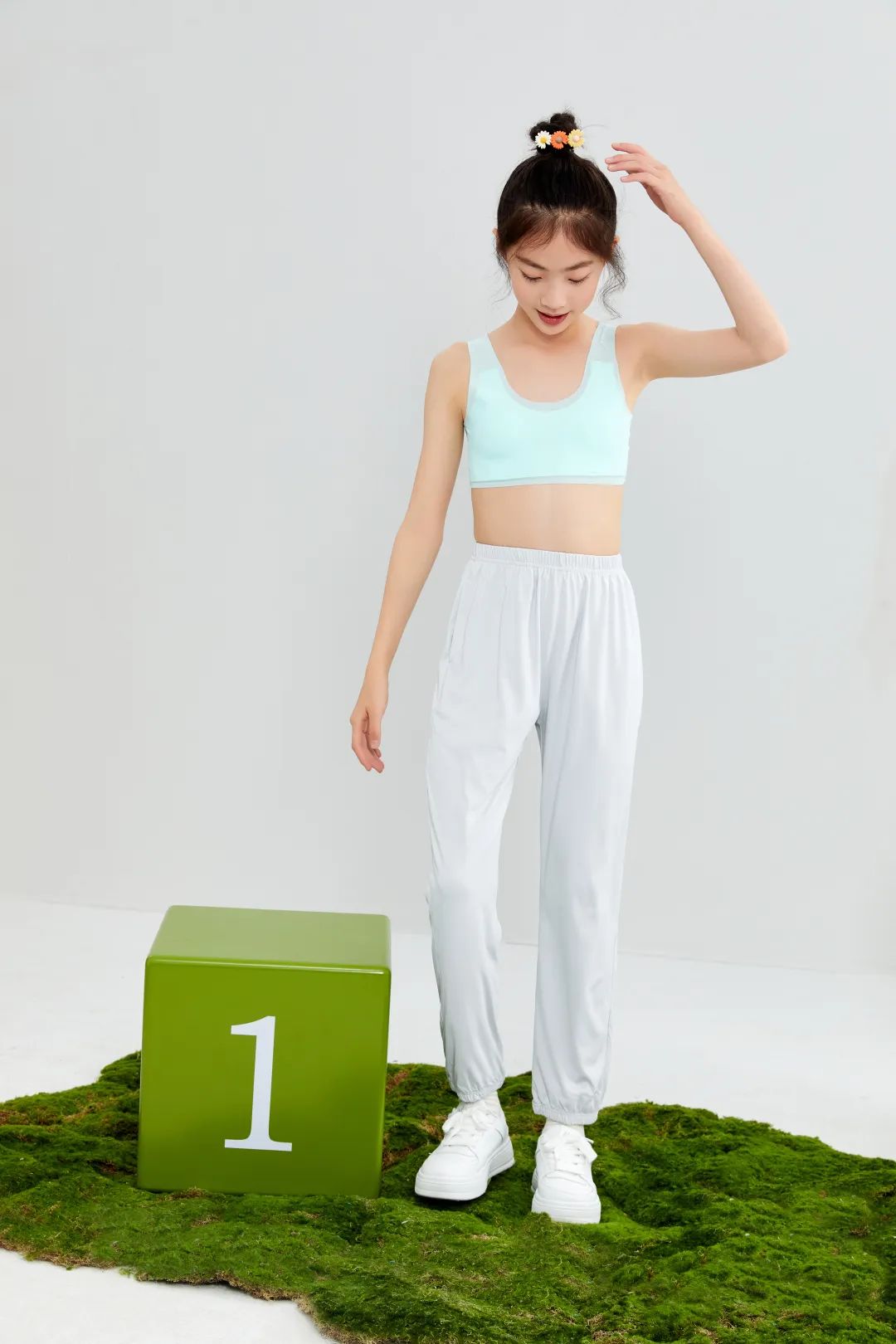 改善含胸驼背文胸,圆肩驼背适合什么内衣