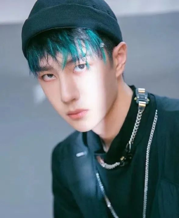 刘海染后想染回统一的发色怎么染,最近流行的刘海染法