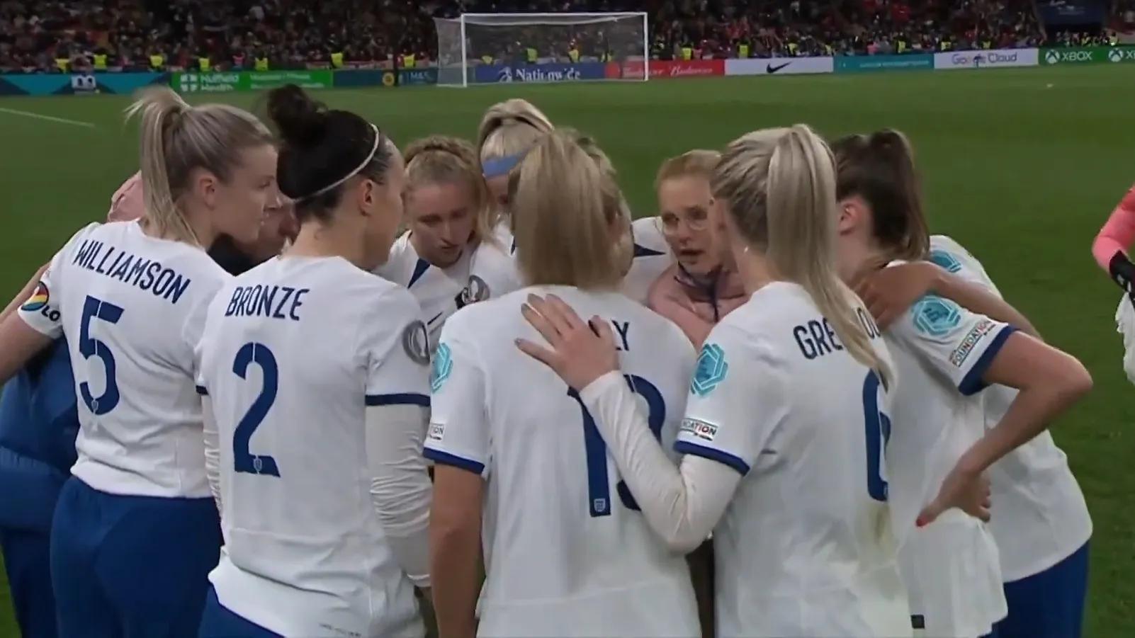 女足世界杯中国vs韩国激动时刻,中国女足3-2逆转韩国感动瞬间