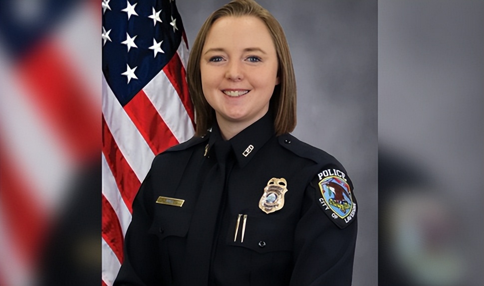 美国性侵丑闻案,美国女警性侵犯案