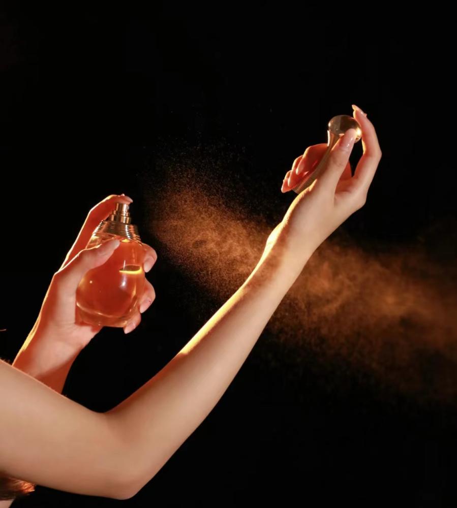 原来是这几个坏习惯导致女生来大姨妈，身上总有股腥味？趁早改掉