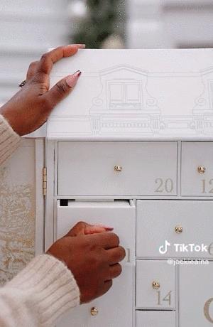 女子开箱,女的开箱礼物