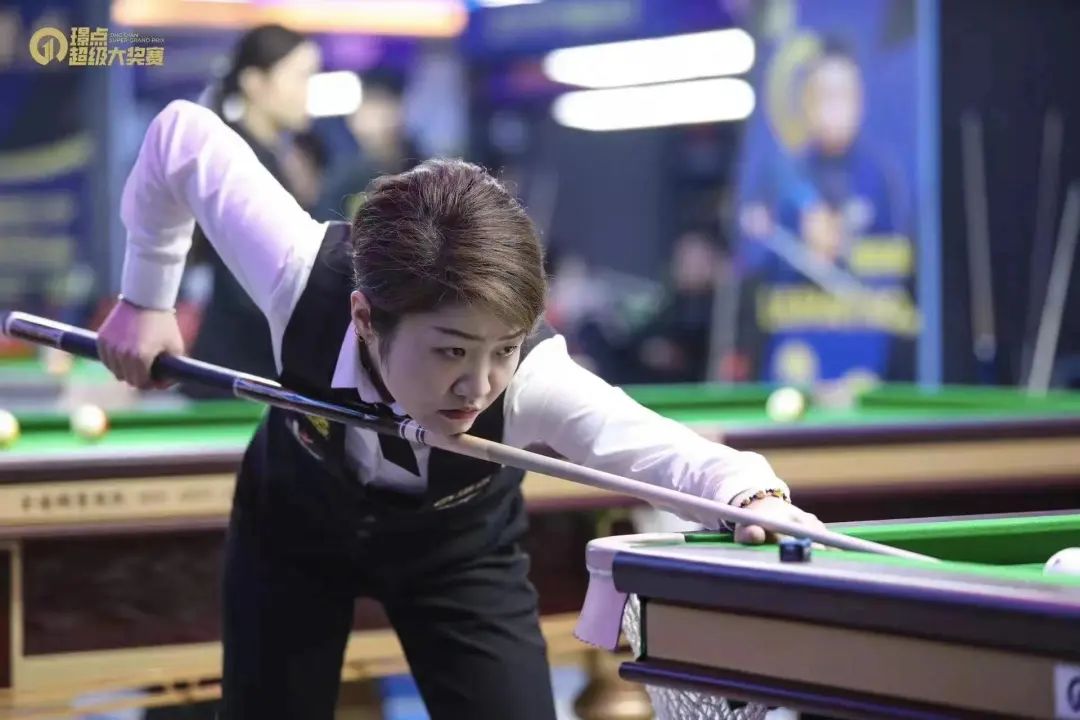 徐小圈：签约璟点像是有了一个家！直播到凌晨不辛苦瘦身进行中！