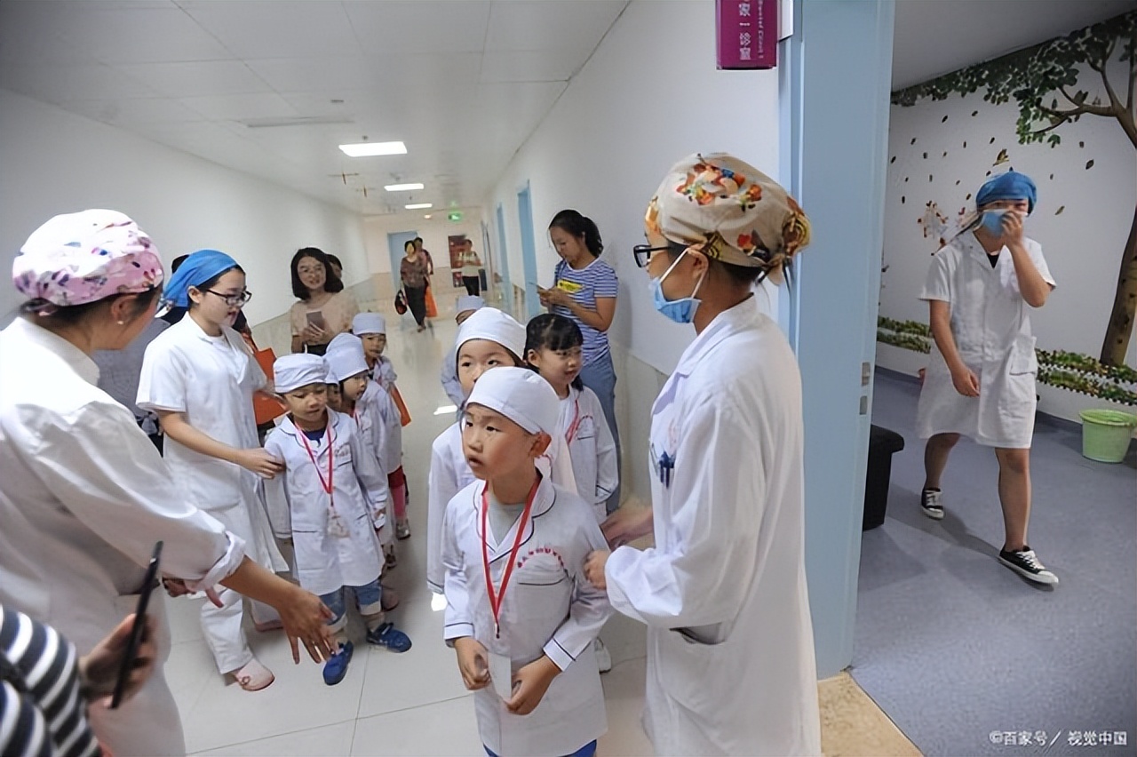 泥瓦工打拼17年成富豪董事长,泥瓦匠起家的企业家