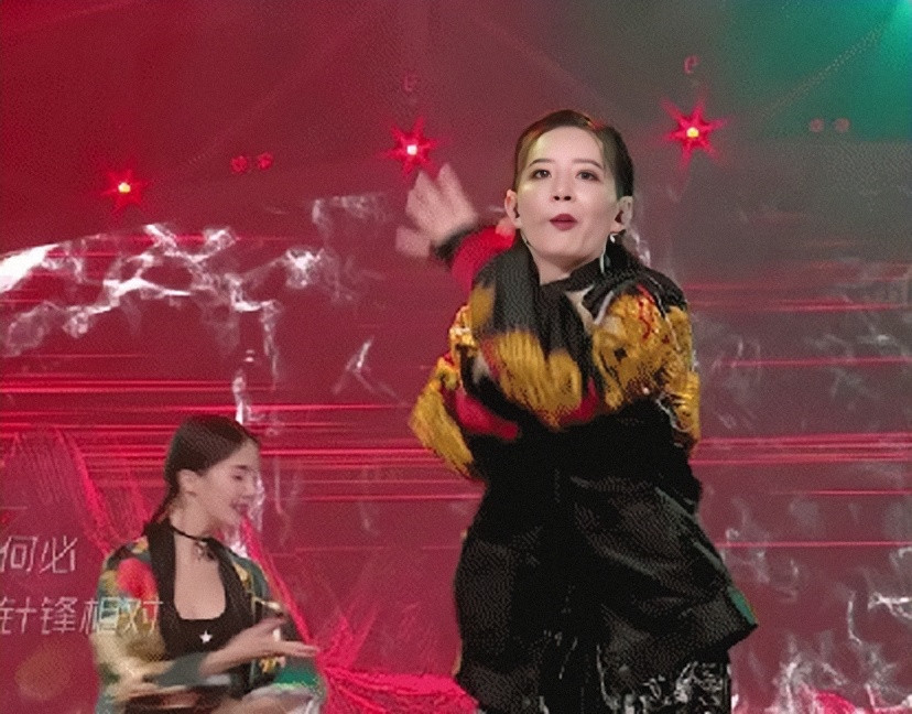 11年过去了再看依然泪目,李斯丹妮在天娱传媒待遇