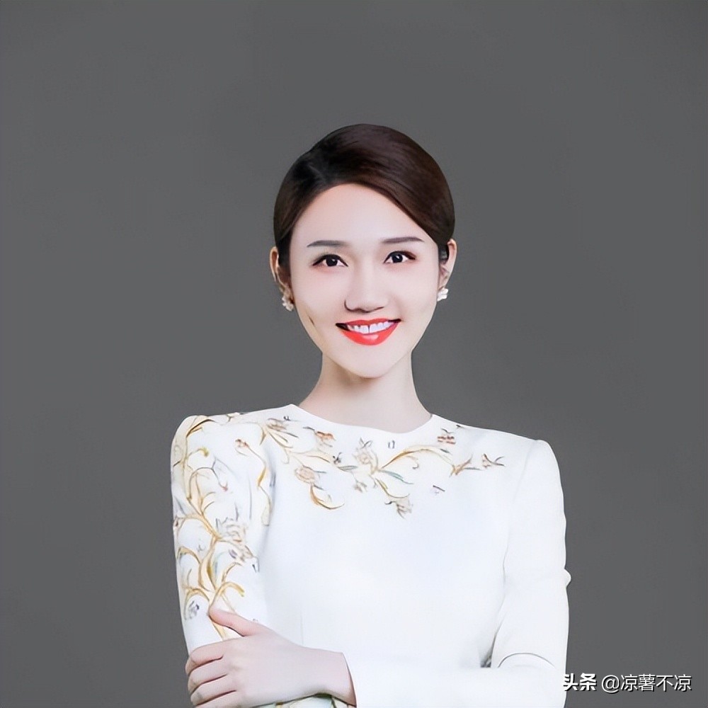 央视十大女主持至今未婚年龄多大,央视的十大著名女主持你最喜欢谁