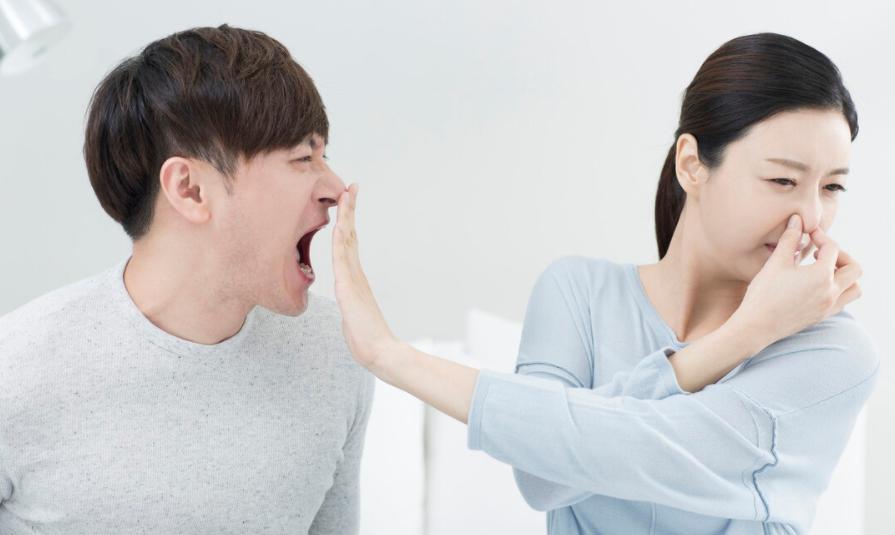 癌症早期有4个信号,身体发出这些信号可能是癌症预警