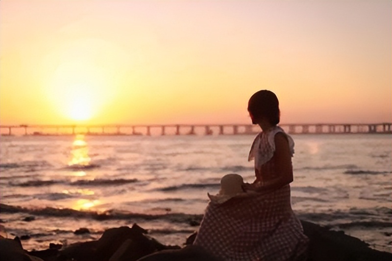 女人后半生最舒服状态是富养自己,女人要富养自己