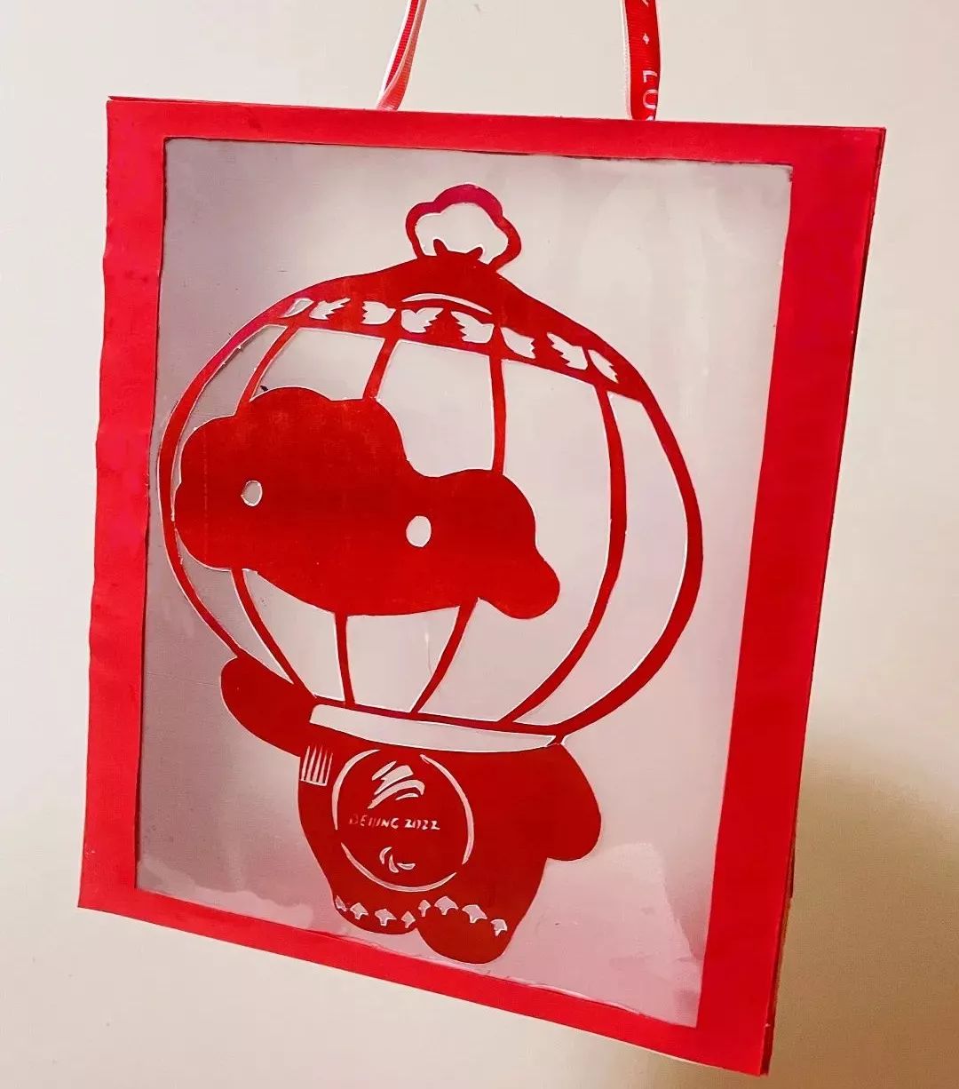 来吧~展示！谁能拒绝花灯版“冰墩墩”“雪容融”