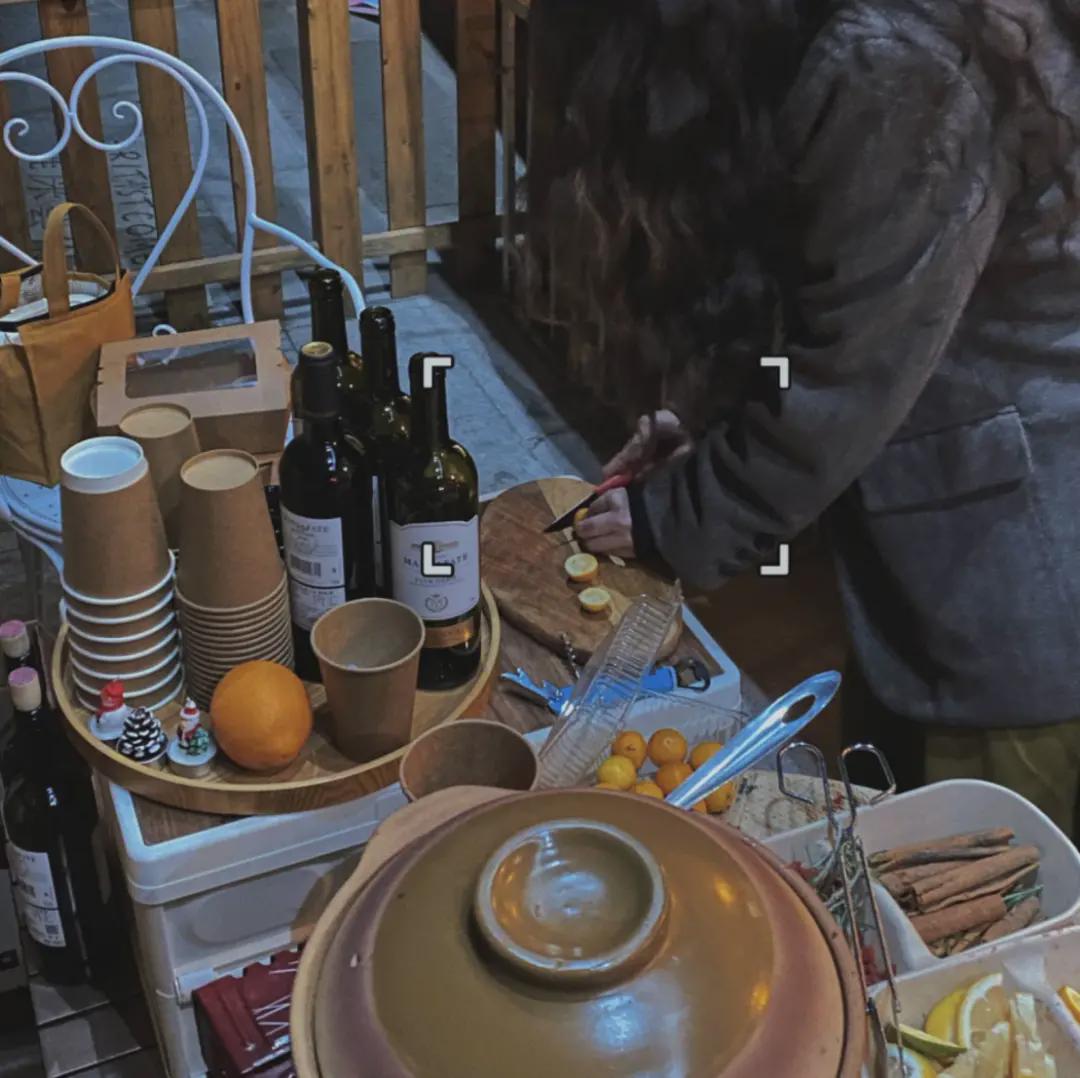 冬季热红酒优惠,现在适合卖热红酒