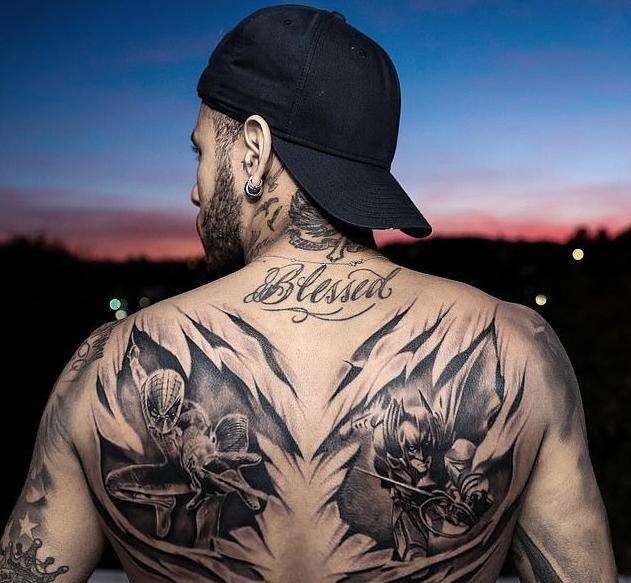 内马尔纹身全过程,内马尔的纹身