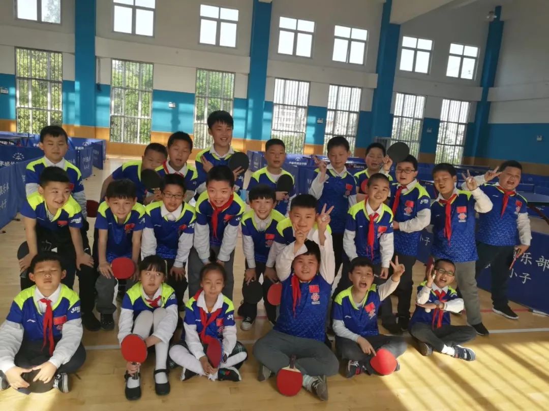 孝感市孝南区晒书台小学605班,孝感市晒书台小学2021毕业季