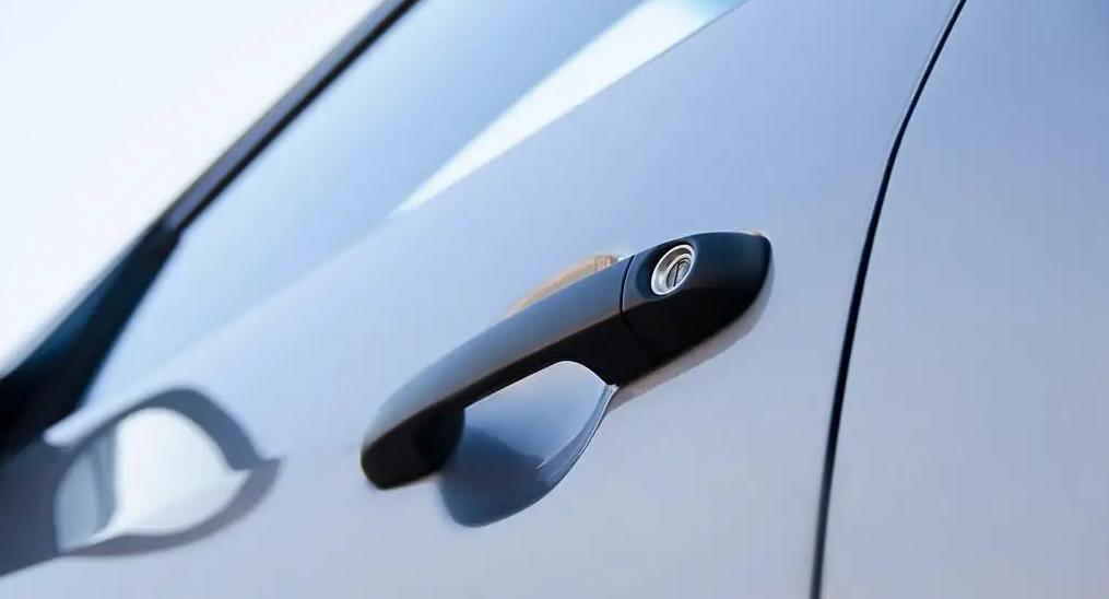 福特翼虎车钥匙没电怎么启动车辆,宝马5系钥匙没电如何启动车辆