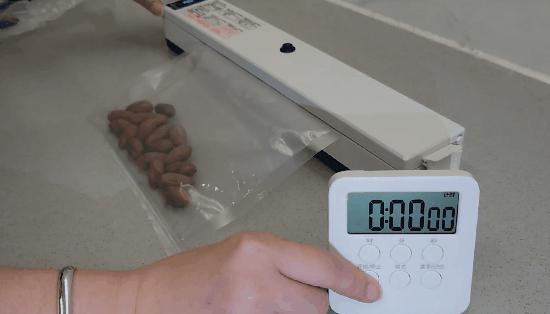 真空封口机全自动和按压的哪种好,真空封口机怎样才是正确操作