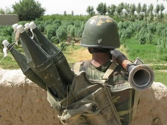 炸弹空中爆引信叫什么,引信爆炸的威力