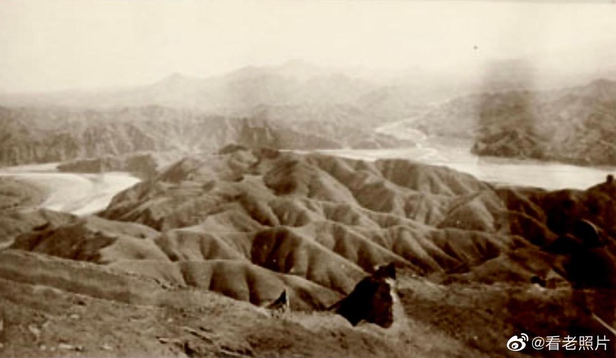 日军当着国军的面杀俘虏,日军侵华兽行