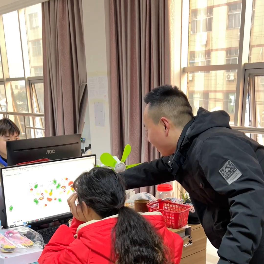 电商工厂一体化运营，两手抓两手硬，探厂慈溪慈拓鞋业。#探厂