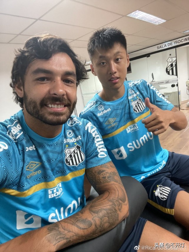 高拉特与桑托斯完成解约,曝桑托斯解约高拉特