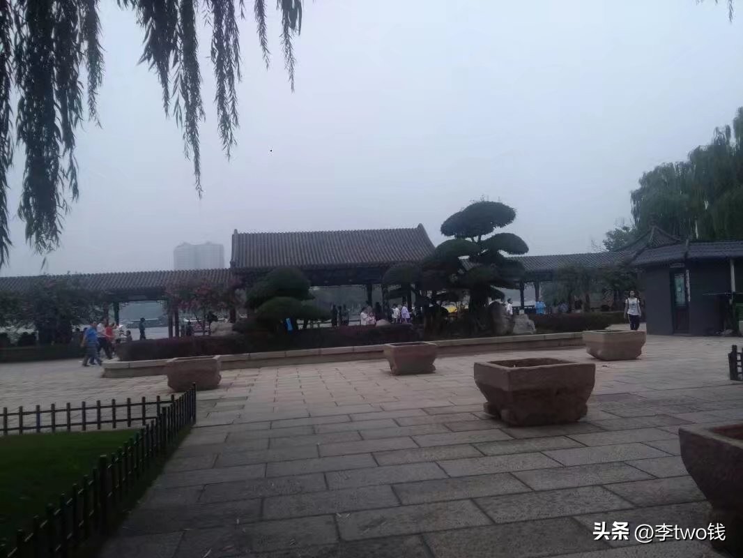 在山东省博物馆去大明湖,山东大明湖风景区