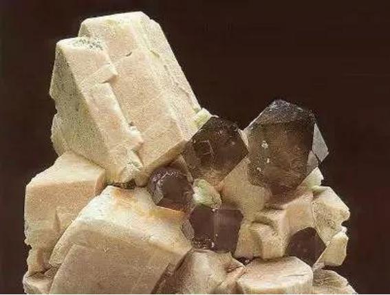 七大晶系的代表矿物,七大晶系