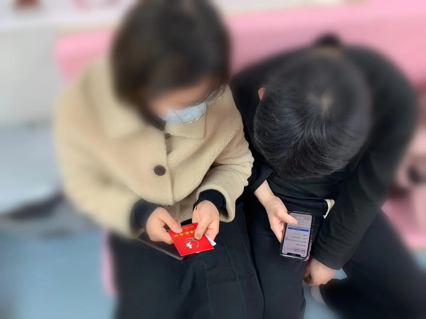 感谢无私奉献的一线志愿者,向无私奉献的志愿者致敬