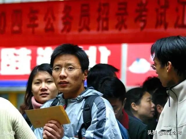 国考岗位报考人数多分数线会高吗,国考招录人数对比