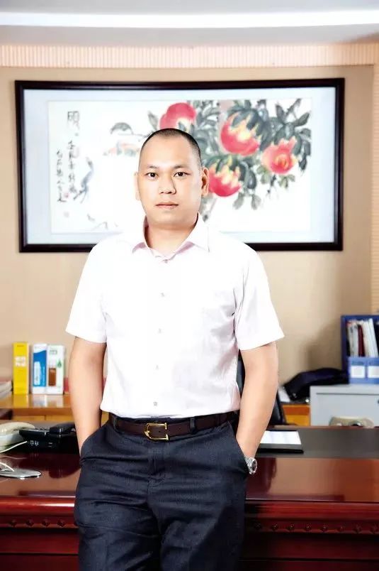 风云闽商|陈东升：从一间不起眼的铝型材经销店起家，深耕金属家居建材行业