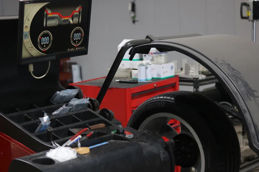 大哥买奥迪a6,奥迪a6c5老车翻新满血复活