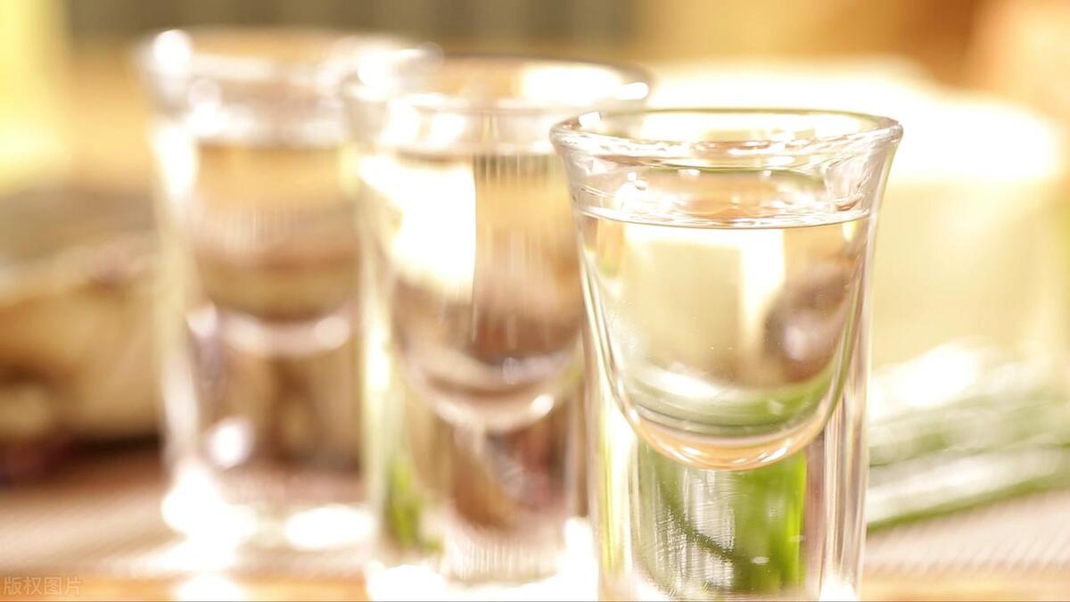 早期喉癌声带癌首选治疗方法,喉癌的治疗方法有几种