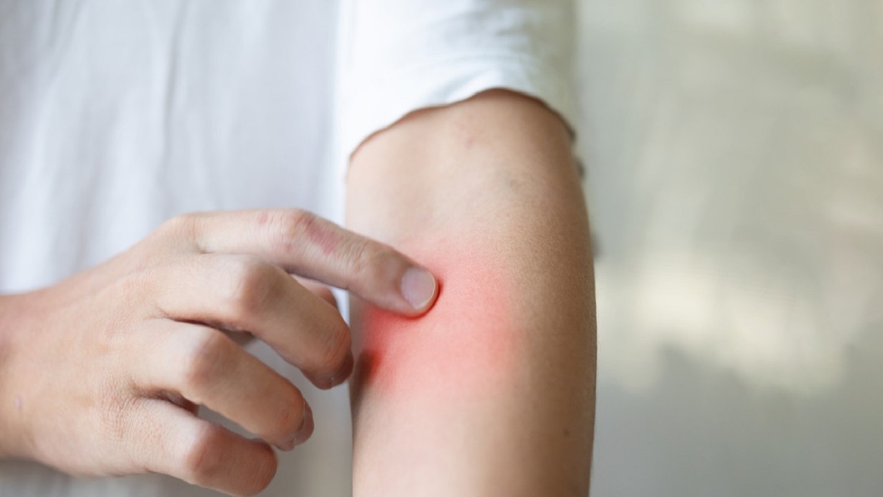 裸睡，真的那么“神奇”吗？医生坦言：裸睡虽好，但这些也要注意