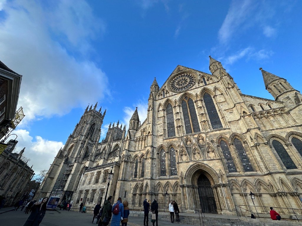 24fall留学申请“战场”即将开启！英国留学中介挑选好了吗？