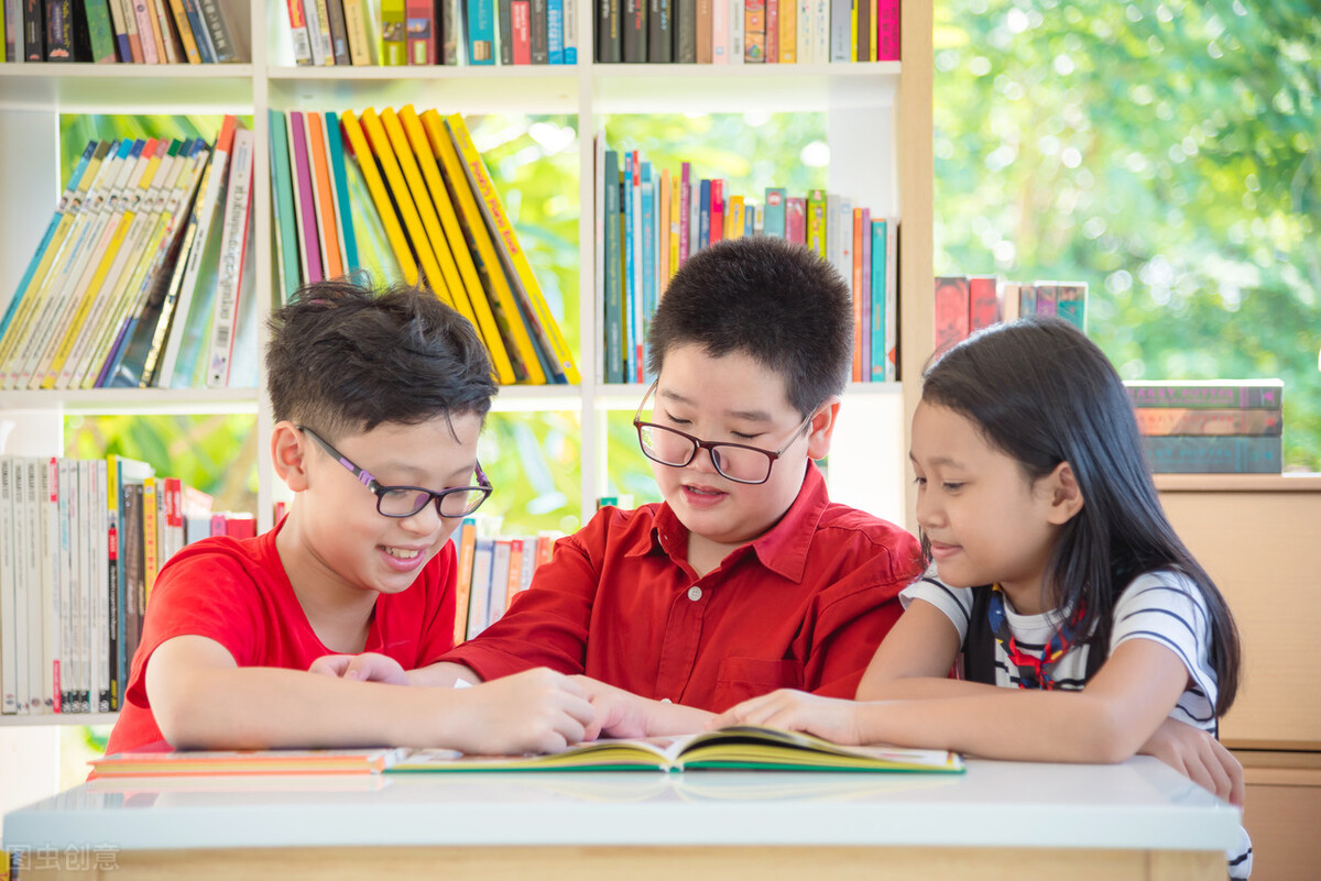 班主任给二年级孩子的期末评语,初中生期末班主任评语大全简短