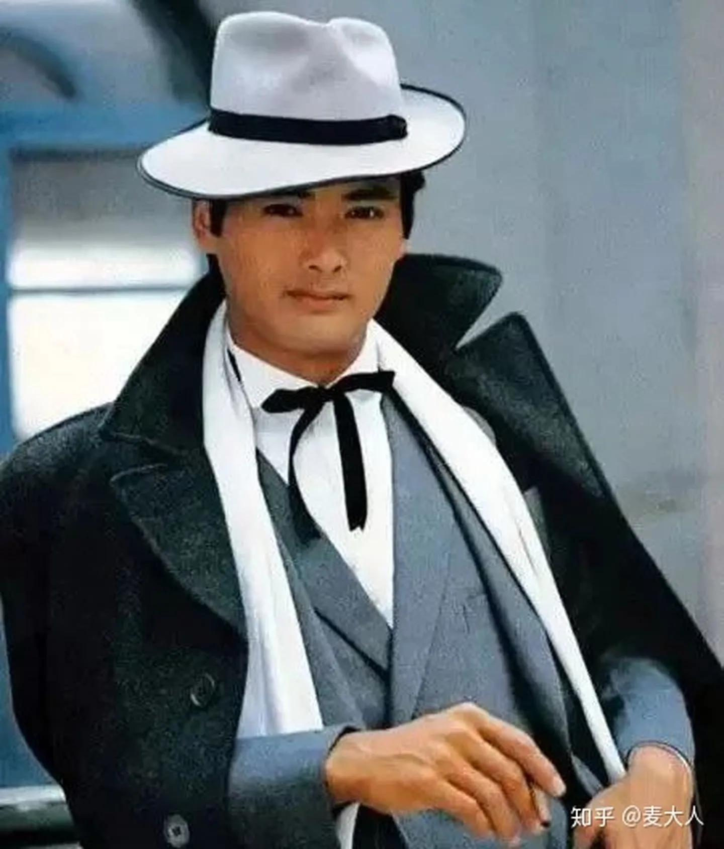 粉丝记事本蒙面,粉丝记事本蒙面唱将完整视频