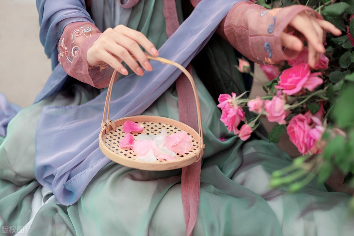 5本好看的穿越重生小说推荐,4本好看穿越重生小说推荐