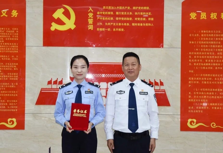 合阳县公安局开展庆祝建*党**102周年*党**委书记讲*党**课暨“我心向*党**建功新时代”主题“*党**课开讲啦”赛讲活动