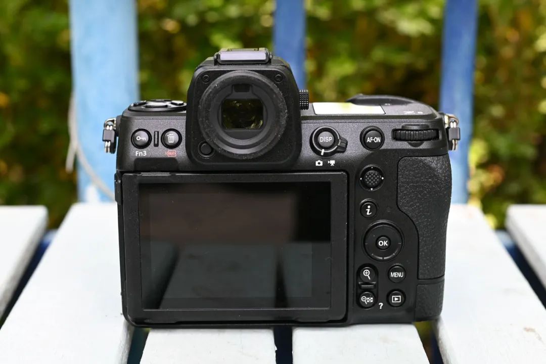 为什么先发布尼康z9后发布z8,买尼康z9还是买尼康z8