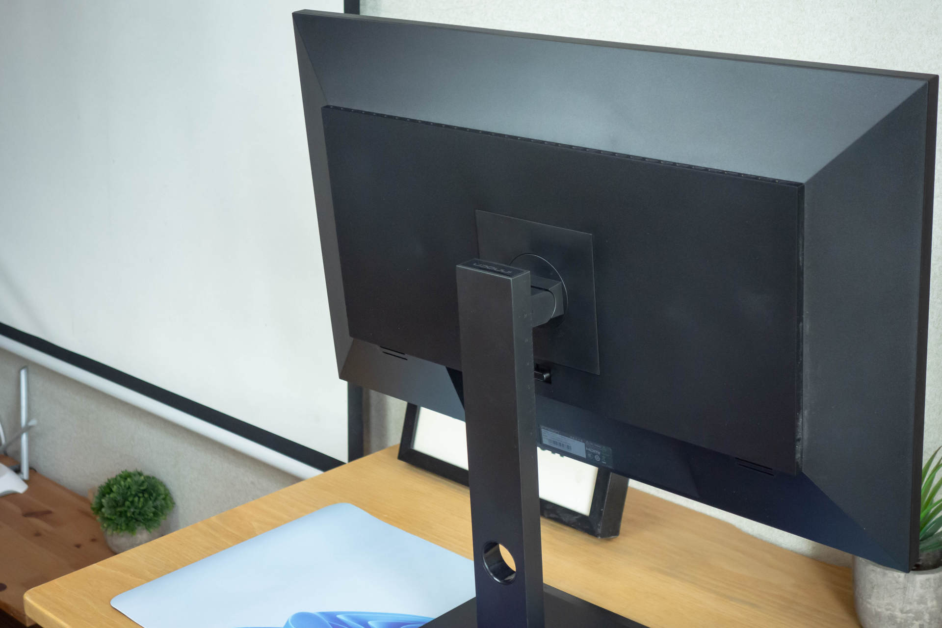 千元出头27寸2k显示器评测,44寸4k显示器十佳评测