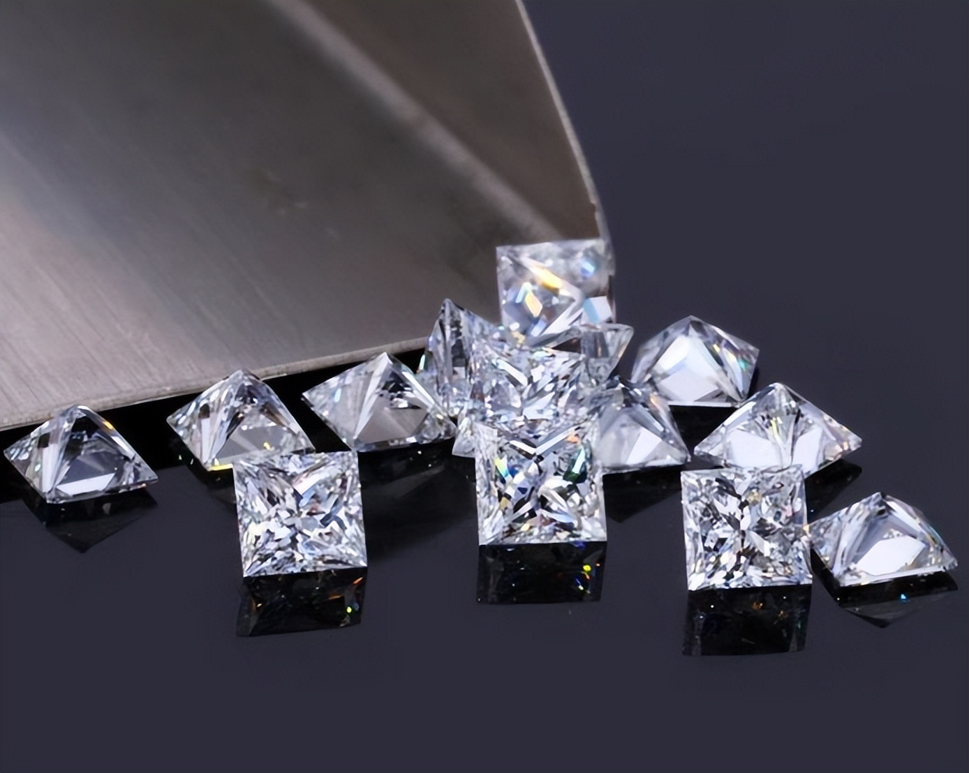 人造钻石现状和发展趋势,人工钻石最新消息