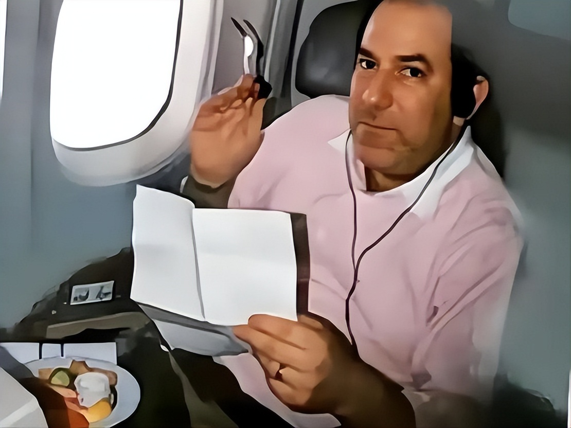 男子花25万买了一张无限次机票,男子花25万买一张无限次飞机票