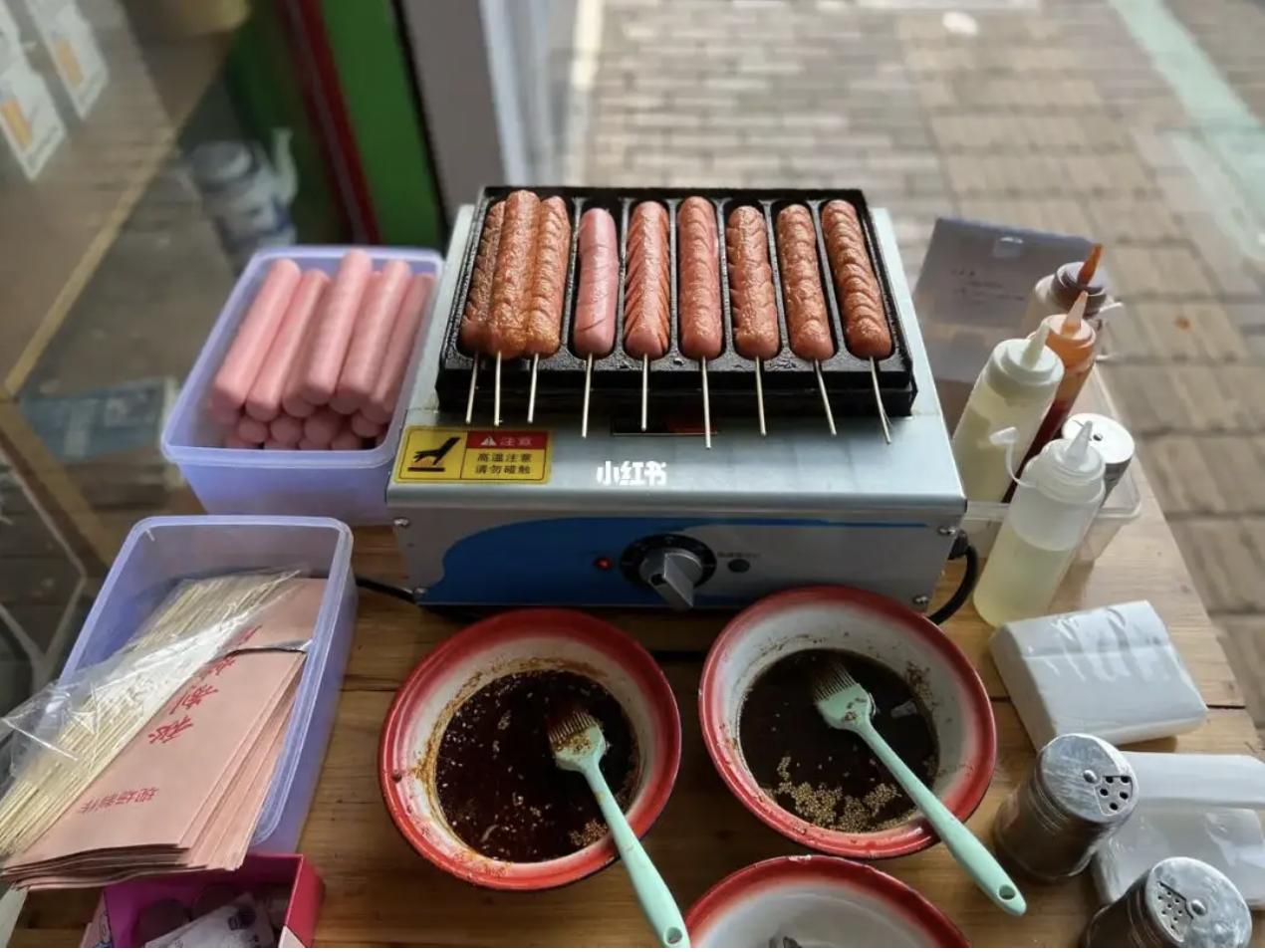 摆摊卖淀粉肠真能月入过万吗,摆摊卖淀粉肠需要什么工具