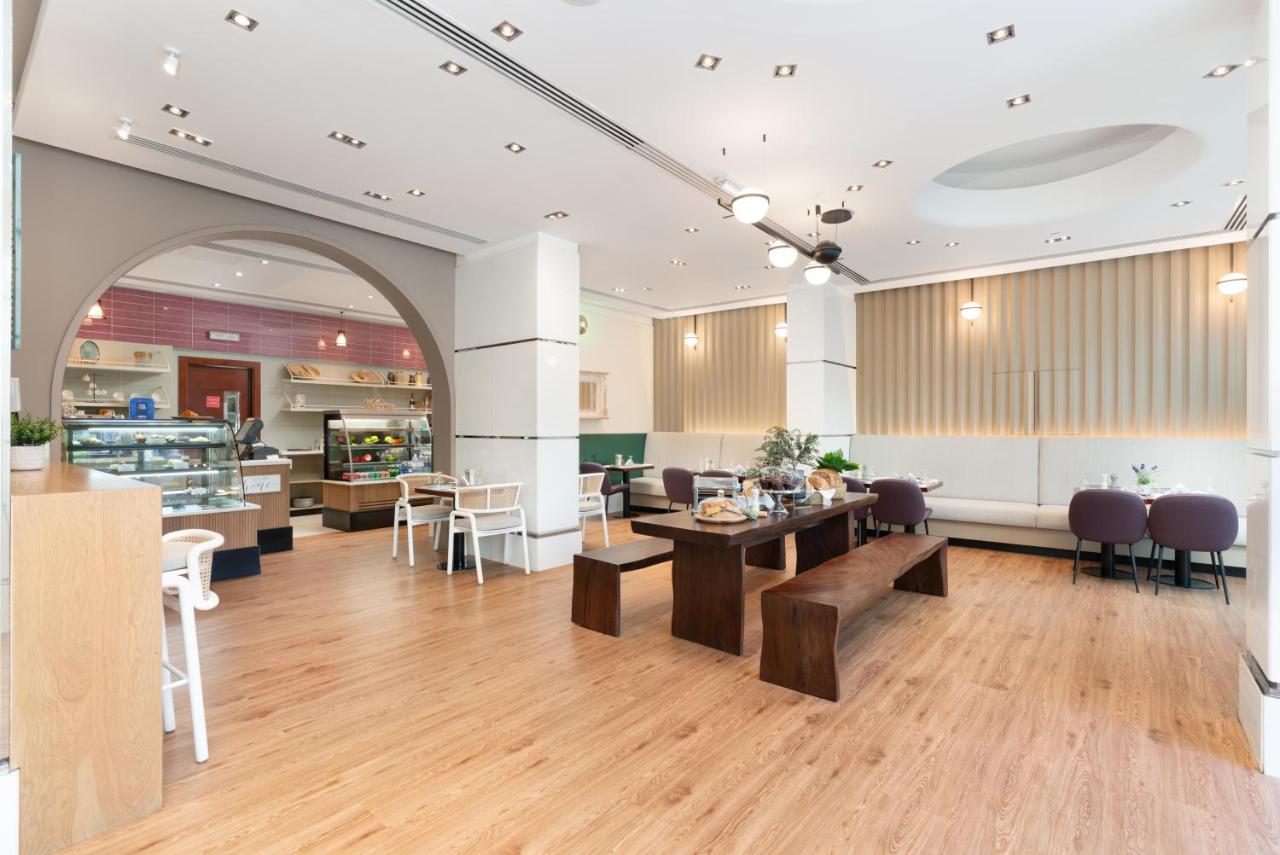 奖项认可+驴友好评，推荐沙迦金沙酒店和公寓，4个理由足矣