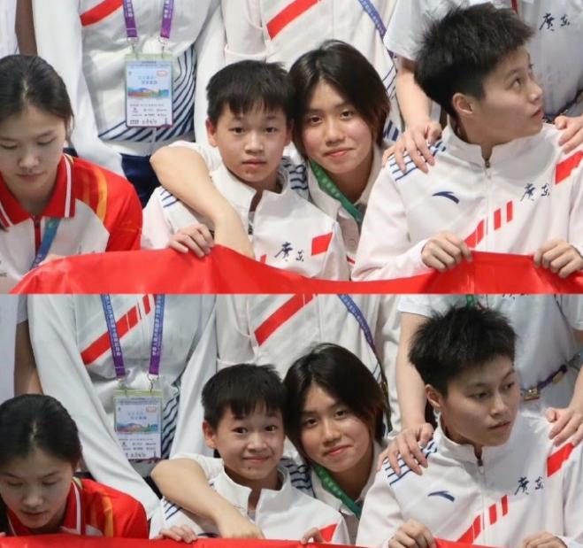 16岁全红婵穿背带裤游玩，发育迅猛个子猛涨，可可爱爱邻家小妹妹