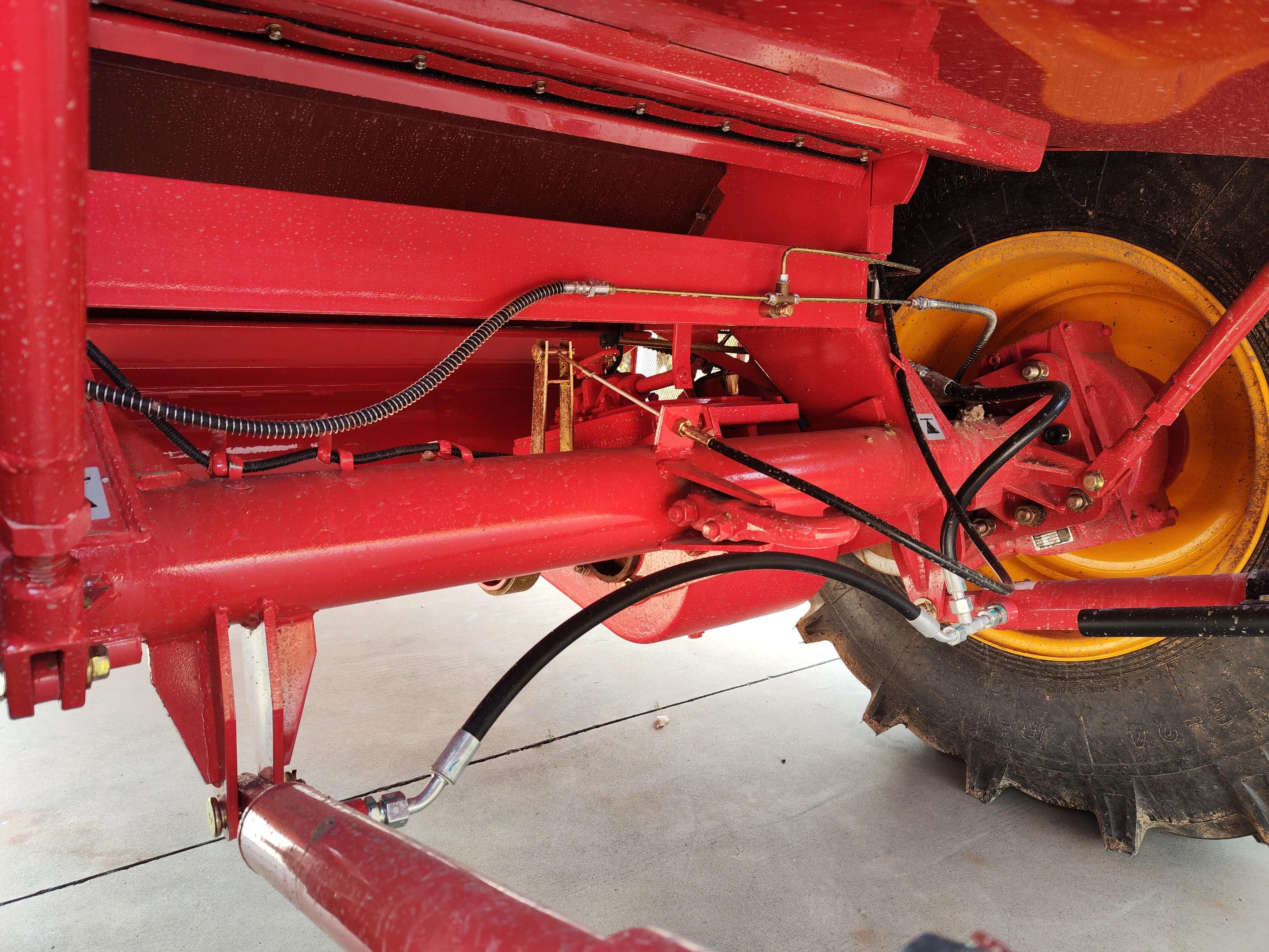 国四雷沃谷神90sh收割机,雷沃谷神小麦收割机2024款价格